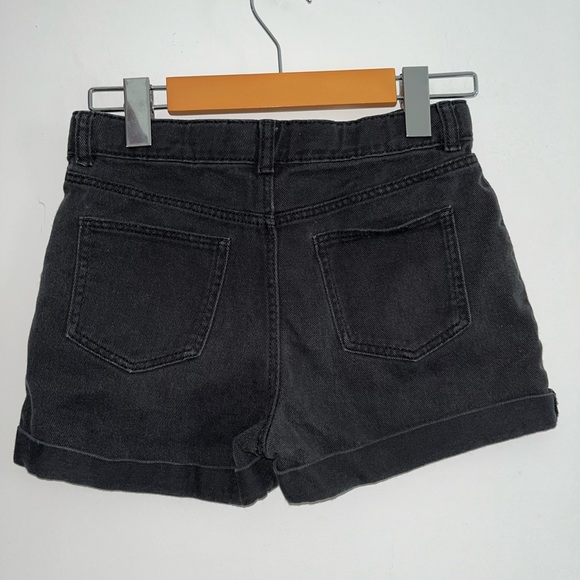 H&M Girls denim shorts - Picture 2 of 3